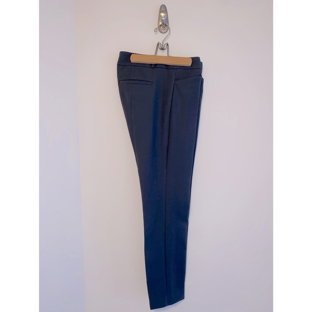LOFT gray dress pants women’s size 6.